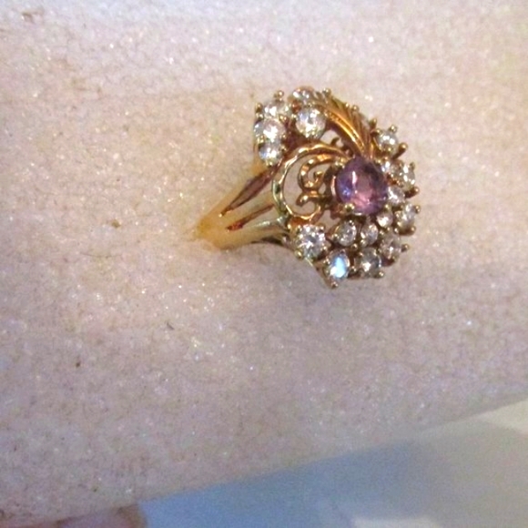 Vintage 14K HGE Amethyst & White CZ Bling Cocktail Ring Size 9 - Picture 4 of 5